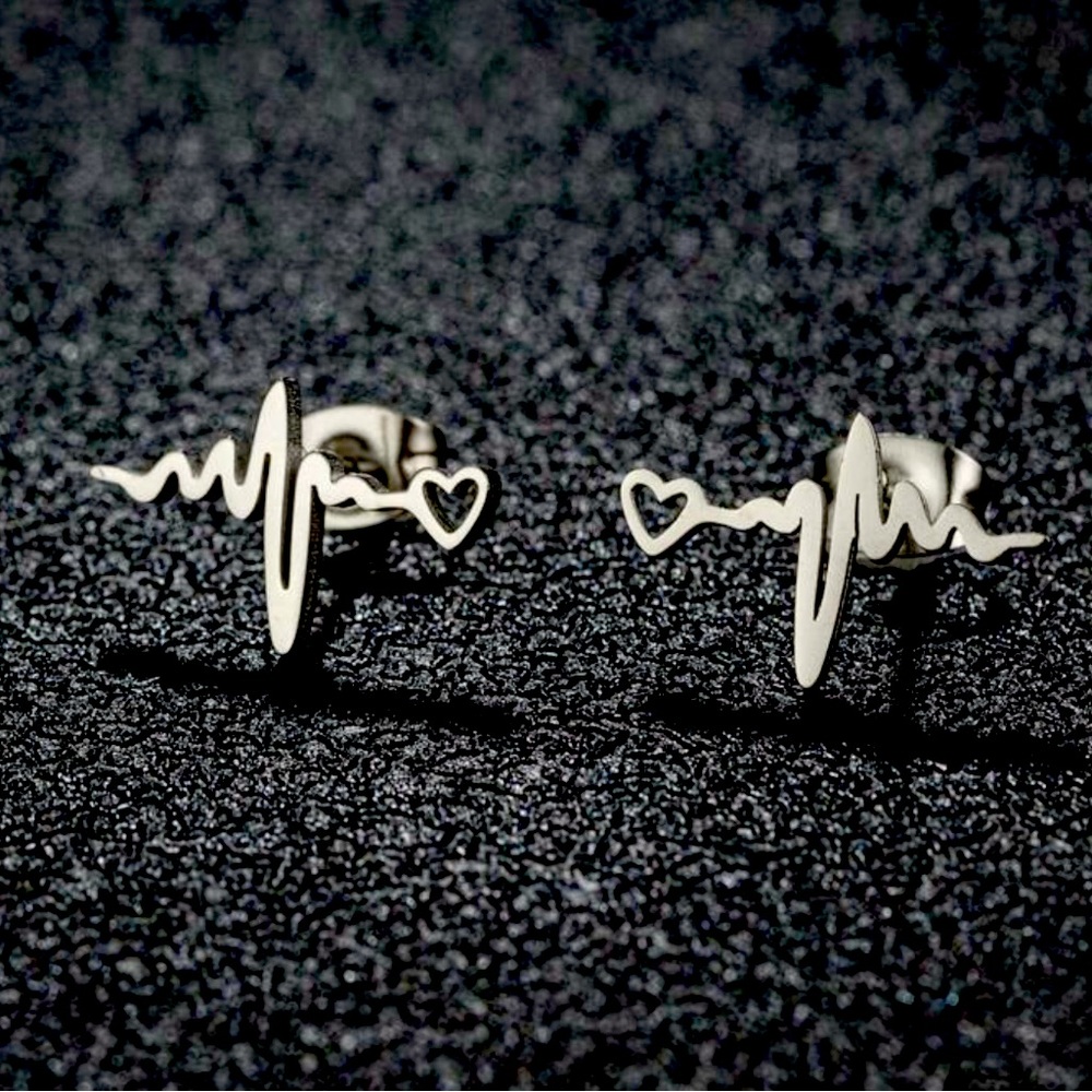 💓 316 Surgical Stainless Steel Heartbeat Stud Earrings NWT